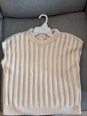Jessica Simpson Cream Knit Sleeveless Sweater